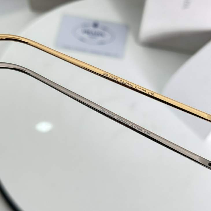 Picture of Prada Sunglasses _SKUfw75843111fw